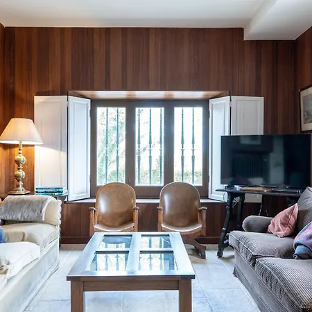 Hébergement de vacances Casa Montanesa En Medio Cudeyo Valdecilla