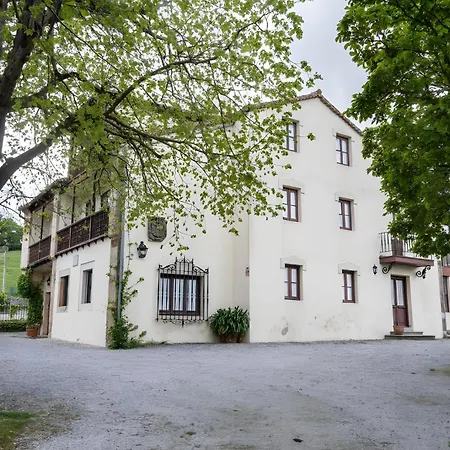 Casa Montanesa En Medio Cudeyo